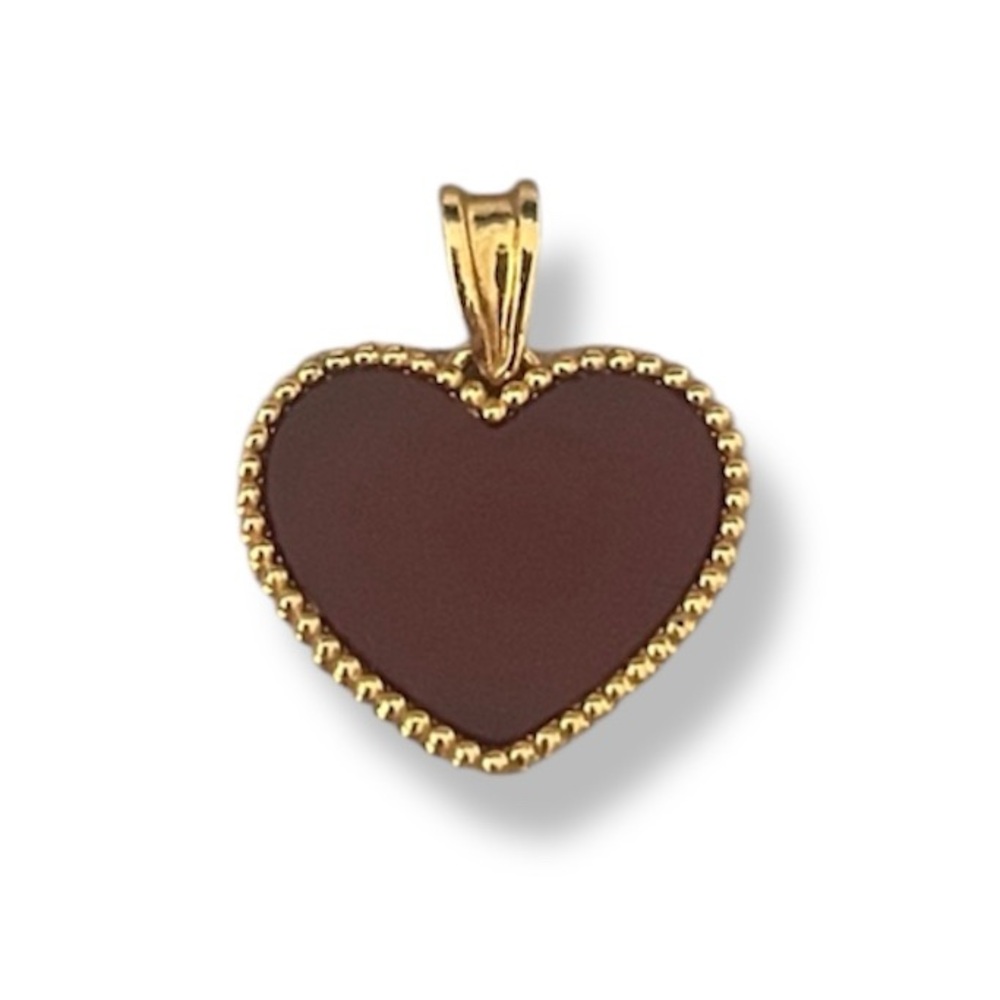 solid 18K yelllow gold carnelian heart charm with Beaded milgrain trim